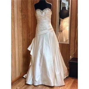 Off White Wedding Dress